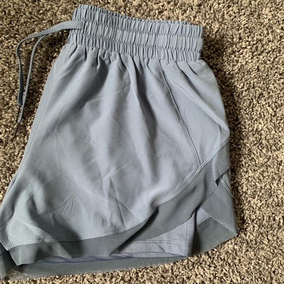 Harla shorts - Picture 2 of 4